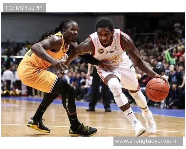 杭州羽毛球队在锦标赛中以72分稳居积分榜首位展现强劲实力